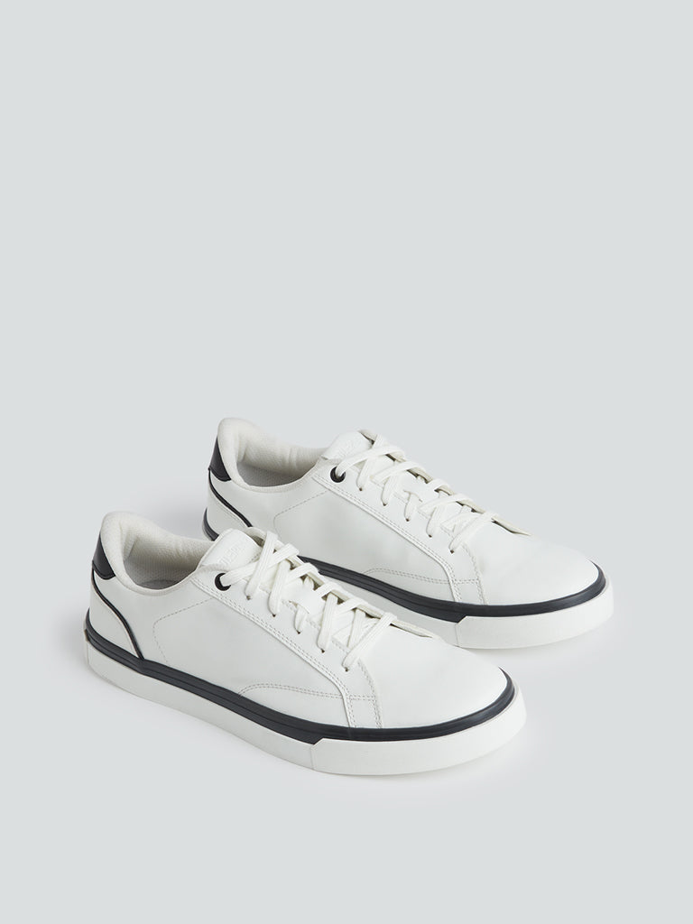 SOLEPLAY White Colour-Block Lace-Up Sneakers